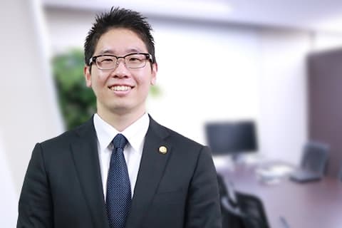 弁護士　浅田　温哉